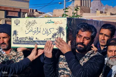 تشییع پیکر شهید گمنام دفاع مقدس در انارک