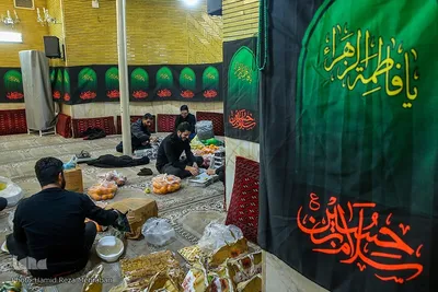 کمک مومنانه بسیجیان مسجدفاطمیه(س) تهران و گروه جهادی و درمانی سفید‌پوشان منتظر