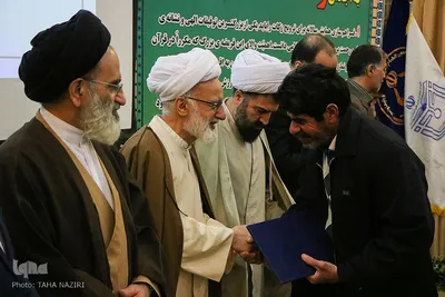 تجلیل از عاملین زکات استان مرکزی