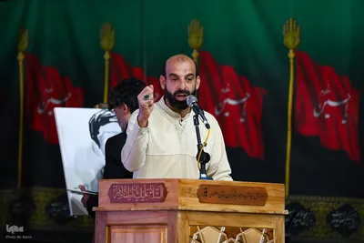 آیین ملی میهمانی لاله‌ها در گلستان شهدای اصفهان