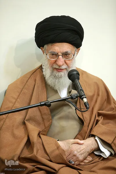 دیدار جمعی از فرماندهان و مسئولان نیروی انتظامی با رهبر انقلاب
