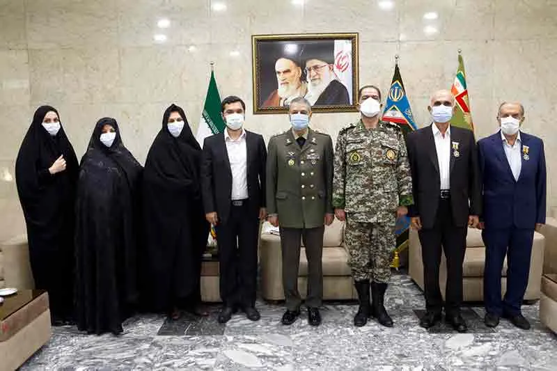 اقتدار و آقایی امروز مرهون خون شهداست / امدادرسانی ارتش به دوردست‌ترین نقاط