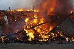 نئی دہلی میں 230روہنگیا پناہ گزینوں کا واحد کیمپ جل کر خاکستر ،ایک شخص زخمی