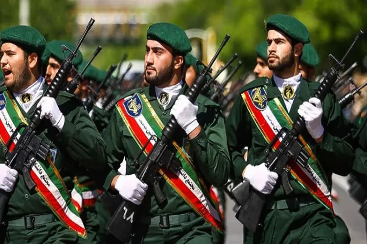 اقدام ترامپ علیه سپاه محبوبیت پاسداران را در قلوب مردم صدچندان کرد