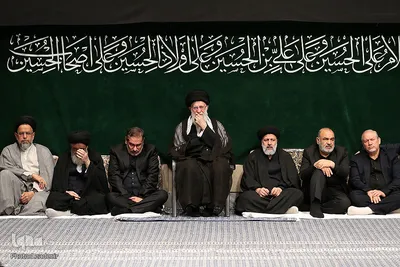 آخرین شب مراسم عزاداری حضرت اباعبدالله الحسین(ع) در حسینیه امام خمینی(ره)