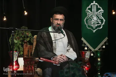 حجت‌الاسلام والمسلمین سید حسین حسینی قمی، از سخنرانان مذهبی