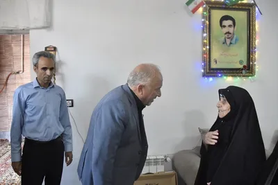 دیدار با خانواده شهدای غریب در لرستان