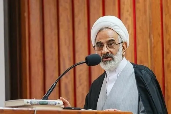 معرفی حکمرانی الهی و مردمی بزرگترین رسالت اساتید بسیجی است