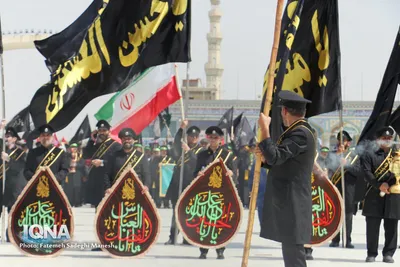 زائران و مجاوران در مسجد مقدس جمکران جهت عرض تسلیت به امام زمان