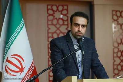 امیر اسماعیلی  از همکاران تالیف کتاب