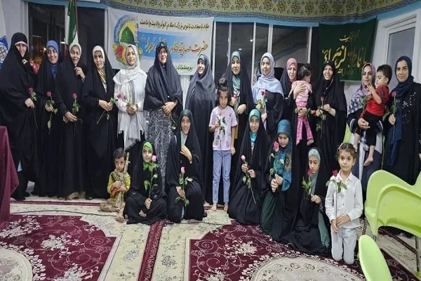 Cérémonie à l’occasion de la fête des mères et hommage à la mémoire du martyr Hadj Qassem Soleimani