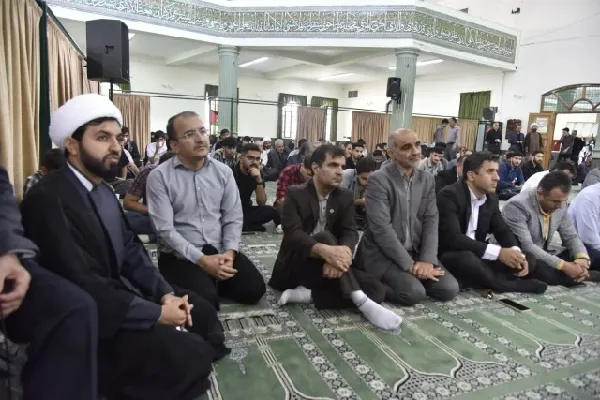 تجمع دانشگاهیان دانشگاه شهرکرد در محکومیت ترور شهید نصرالله + عکس