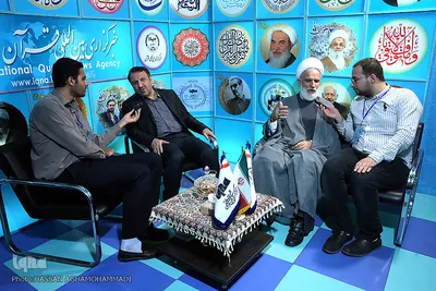 بازدید آیت الله محمدي عراقي، عضو مجمع تشخيص مصلحت نظام از غرفه ایکنا