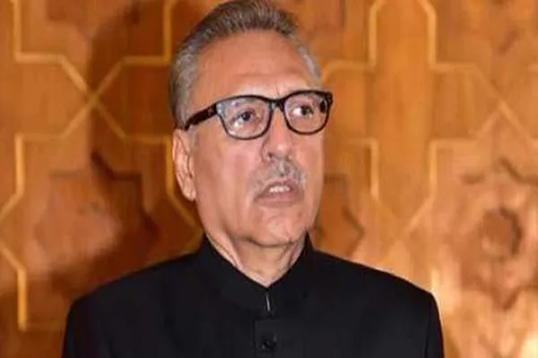 ফ্রান্সে মুসলিমবিরোধী আইনের বিরুদ্ধে সরব পাক প্রেসিডেন্ট