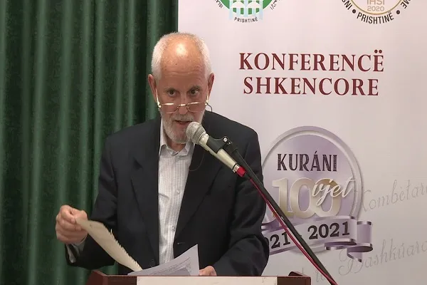 Terjemahan pertama Al-Quran dalam bahasa Albania