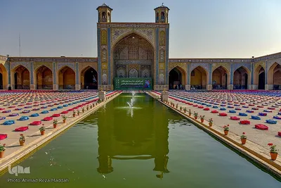 آیین توزیع ۱۵۰۰۰نوشت افزار میان دانش‌آموزان بی‌بضاعت فارس
