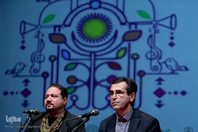  مرتضی حسینی، مدیرکل امور هنری بنیاد شهید و امور ایثارگران و محمد لارتی، دبیر هنری جشنواره ملی موسیقی «نوای مهر» 