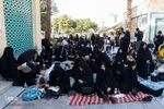 دعای عرفه در گلستان شهدای اصفهان