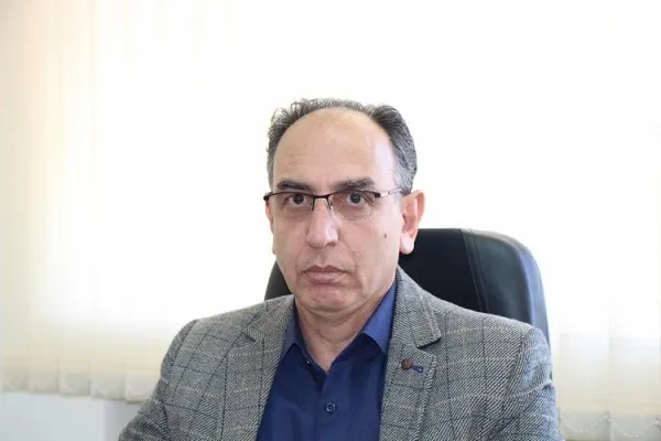 نظارت ۱۲۰ کارشناس حوزه بهداشت بر رعایت شیوه‌نامه‌های بهداشتی انتخابات در اراک