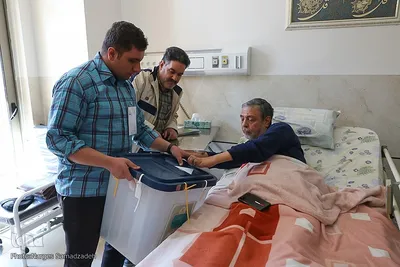 شور انتخابات در آسایشگاه جانبازان شهید مطهری