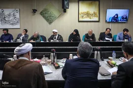 نشست هم‌اندیشی صاحبنظران و فعالان مردمی نهج‌البلاغه