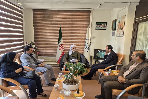 دیدار رئیس جهاددانشگاهی کردستان با امام جمعه سنندج