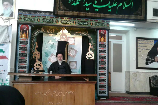 زیارت اربعین٬ جامعه را در مسیر جهل‌زدایی قرار می‌دهد
