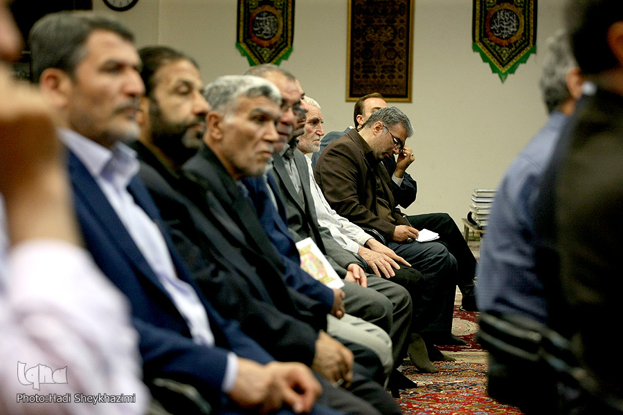جلسه ی تفسیر قرآن ویژه ی مدیران دستگاه های اجرایی استان آذربایجان شرقی