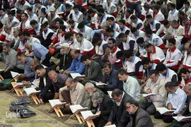 ترتیل خوانی قرآن کریم در نماز جمعه تهران