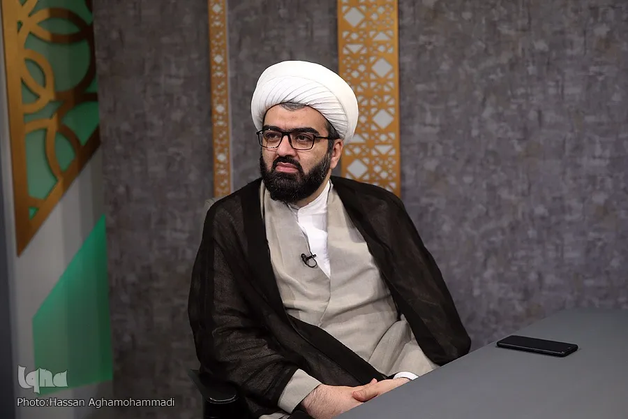 جریان معنویت دانشجویان به جامعه می‌رسد/ خطر فعالیت انتخاباتی در مراسم اعتکاف
