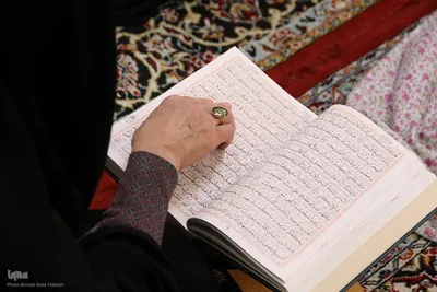 مراسم جزء خوانی قرآن کریم در حرم شاهچراغ(ع)