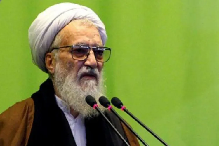 آیت‌الله موحدی کرمانی؛ خطیب جمعه این هفته تهران/ مصلی از این هفته میزبان نمازگزاران است