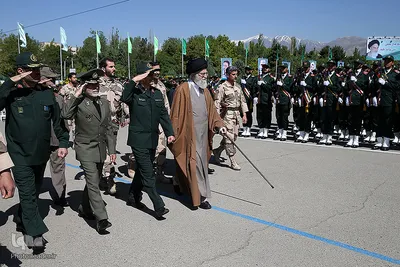 مراسم دانش آموختگی دانشجویان افسری و تربیت پاسداری دانشگاه امام حسین(ع) 