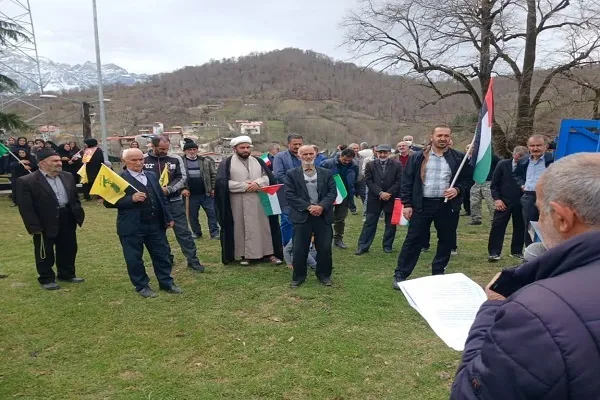 راه‌پیمایی روز قدس مردم روزه دار و مومن روستای سنگده بخش دودانگه ساری