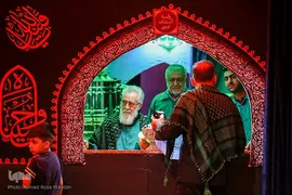 مشق مهربانی۳, اهداء دو هزار بسته نوشت‌افزار به دانش‌آموزان محروم