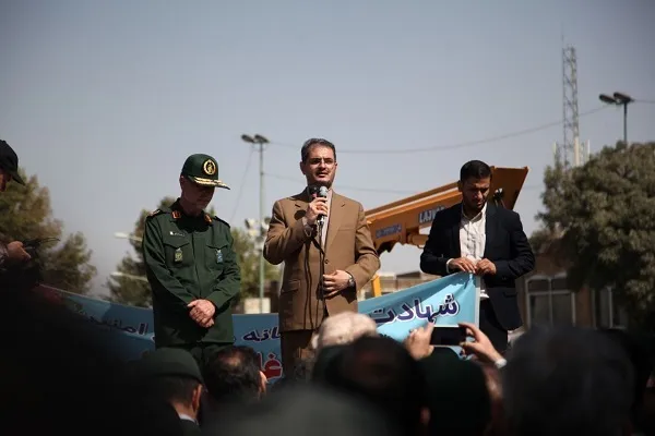 خون شهدا انسجام و وحدت ملت را مستحکم‌تر می‌کند
