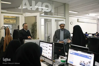 بازدید حجت الاسلام مهدی شیخ، عضو کمیسیون فرهنگی مجلس از ایکنا