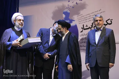  مراسم تجلیل از ایثارگران و آزادگان وزارت فرهنگ و ارشاد اسلامی 