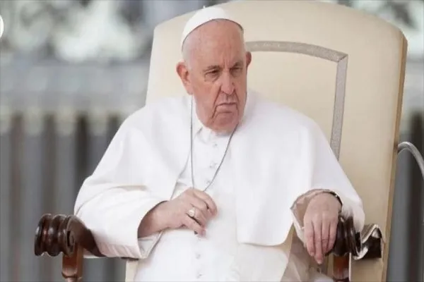 Papa Francisco condena “inaceptable” blasfemia al Corán en Suecia
