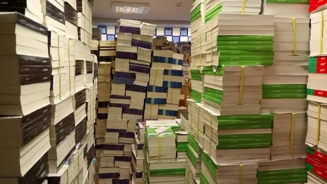 وعده کتاب سانسورنشده و گسترش قاچاق