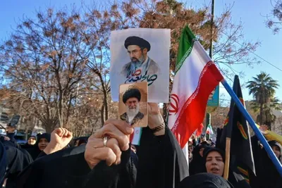 بیعت بانوان خرم‌آبادی با سومین رهبر انقلاب اسلامی