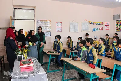 روزی برای سپاس از معلم