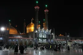 حال و هوای حرم کریمه اهل بیت(ع) در شب شهادت پدر بزرگوارشان