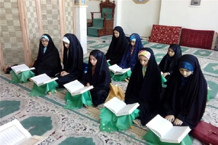 فعالیت ۱۰۰ جلسه قرآن شناسنامه‌دار در کرمانشاه