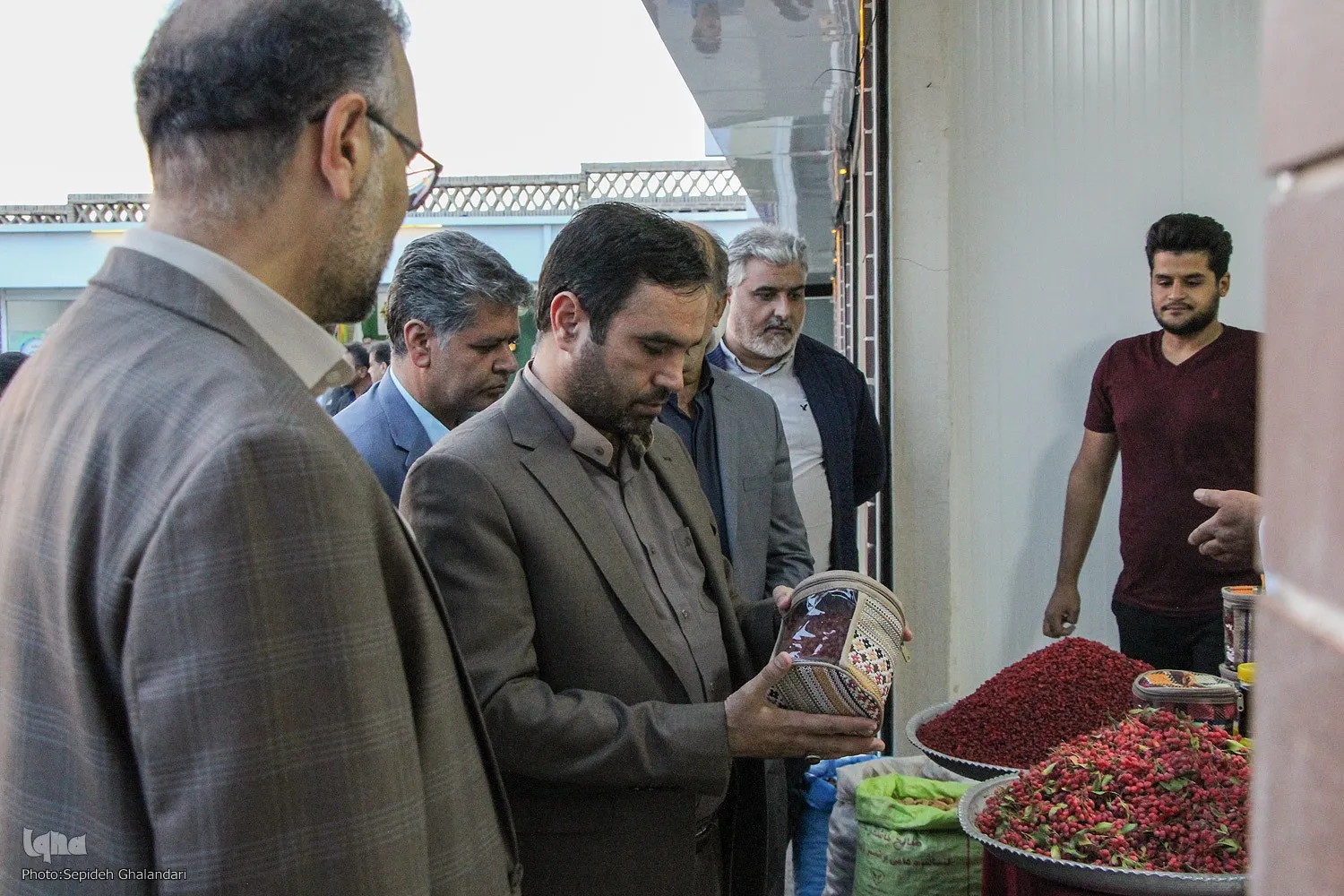 نمایشگاه محصولات و عکس زرشک