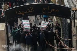 تشییع آلاله‌های گمنام در معراج الشهدای تهران