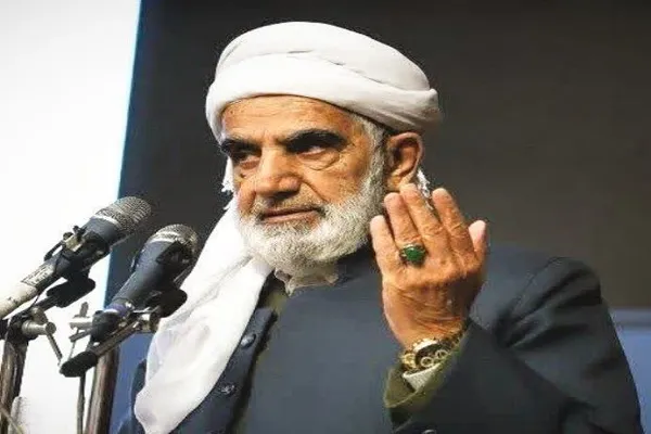 ماموستا فایق رستمی امام جمعه سنندج