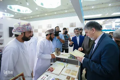 بازدید سیدعباس صالحی، وزیر فرهنگ و ارشاد اسلامی از بیست و هفتمین نمایشگاه قرآن کریم