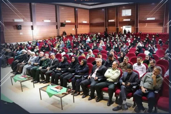 همایش «مدافعان حریم خانواده» در مریوان برگزار شد