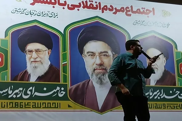 امید به وعده‌های الهی مهم‌ترین عامل موفقیت ملت ایران است + عکس